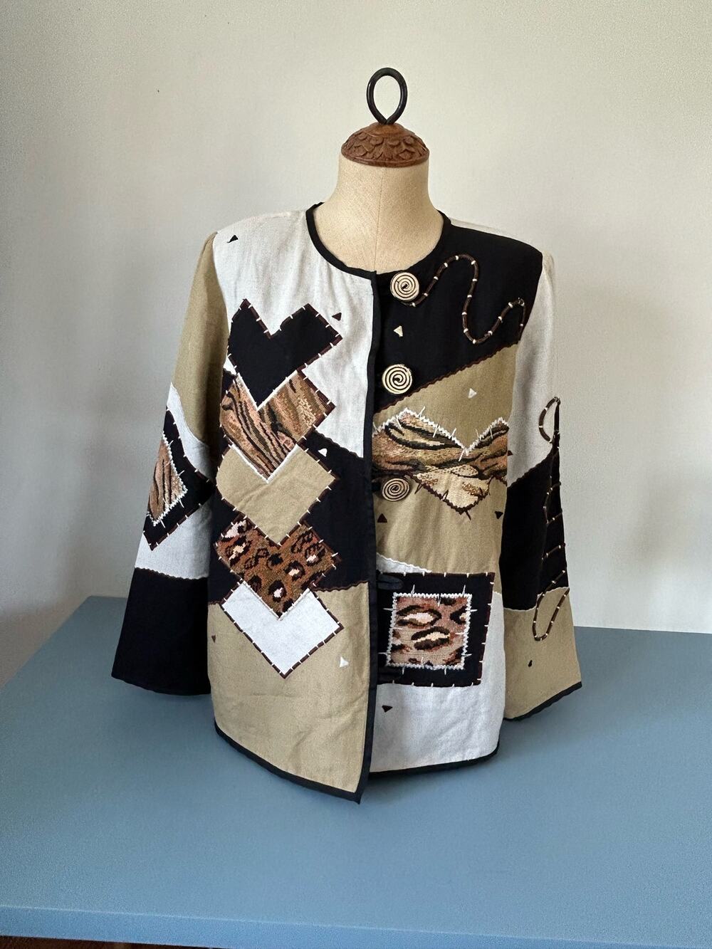 Indigo Moon womens blazer jacket size S black and tan geometric pattern